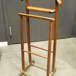 808 9388 VALET STAND